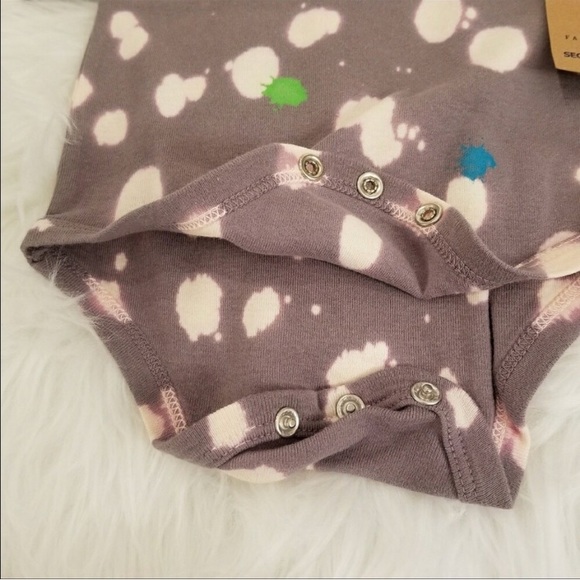 🔥CLEARANCE🔥True Religion onsie - Picture 4 of 4